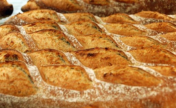 Μπαγκέτες από αλεύρι κριθαριου | Bread from barley