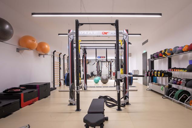 gym at koukoumi hotel