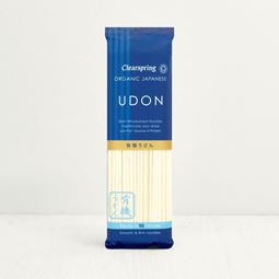 Βίγκαν βιολογικά udon noodles.