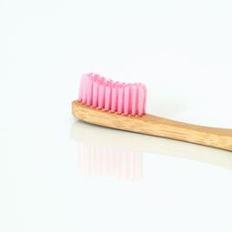 Βίγκαν οδοντόβουρτσα ροζ